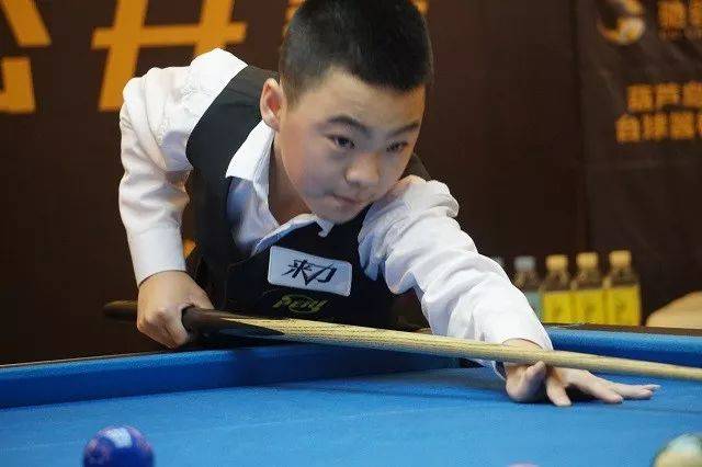 这位中锋一 这位中锋一