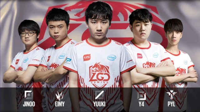 搭配精巧的 搭配精巧的