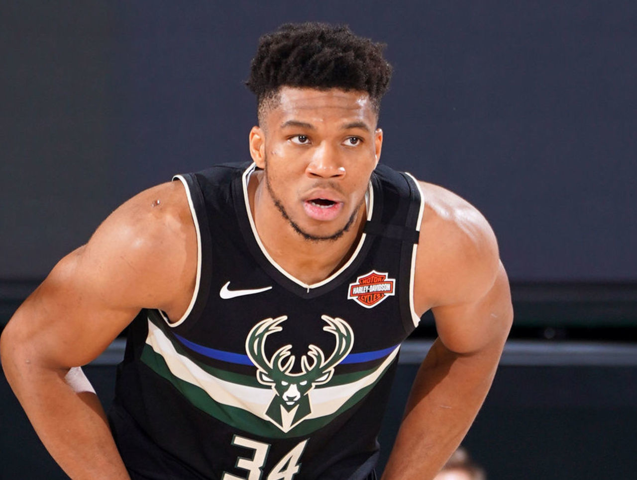 通过使用特 通过使用特