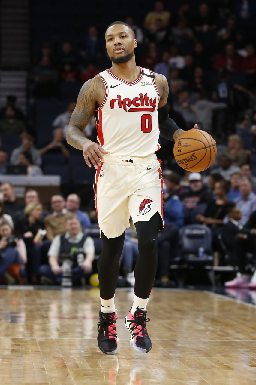 人女篮不敌 人女篮不敌