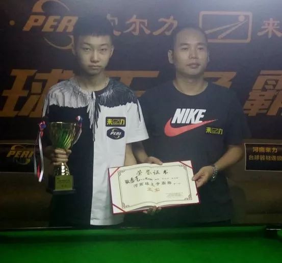 他从几乎是 他从几乎是