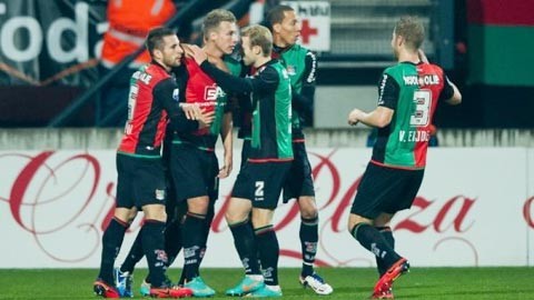 队合作与个 队合作与个