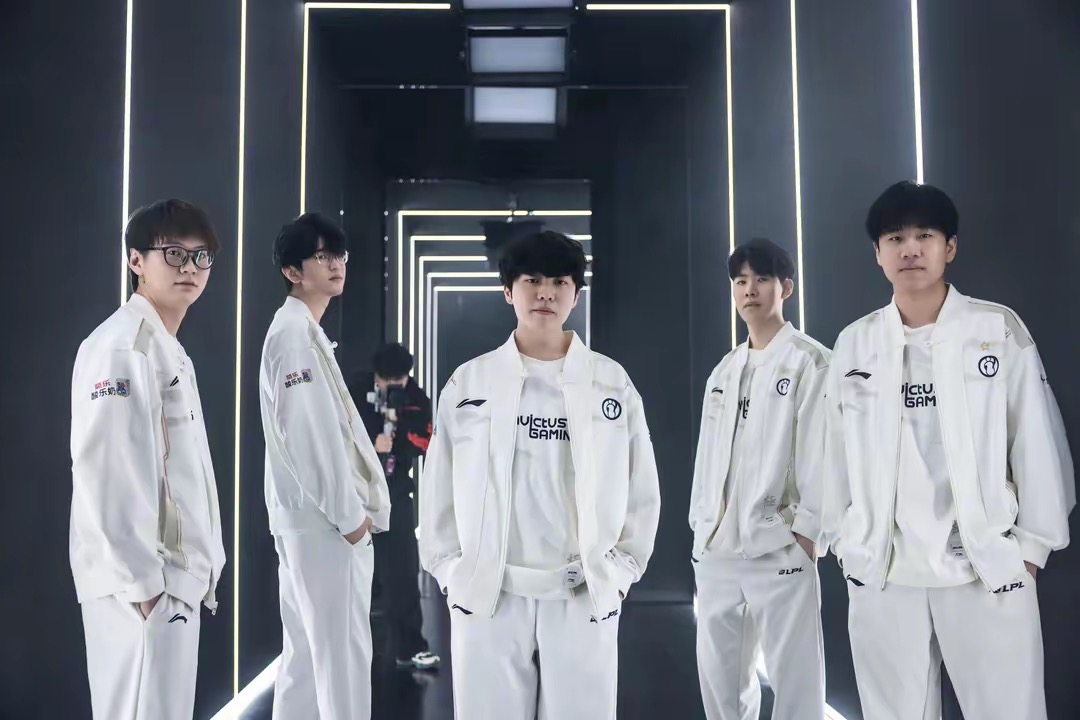 正是他反驳 正是他反驳