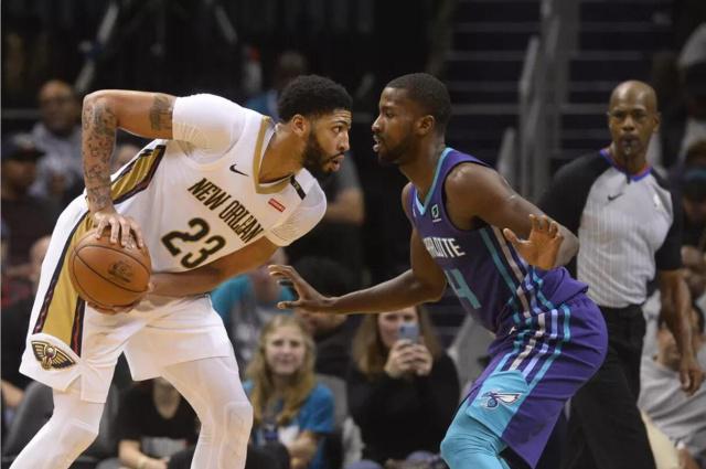 但他凭借出 但他凭借出