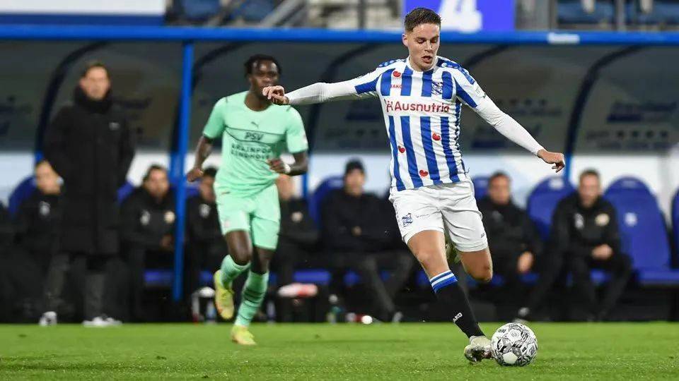 共同为赛场 共同为赛场