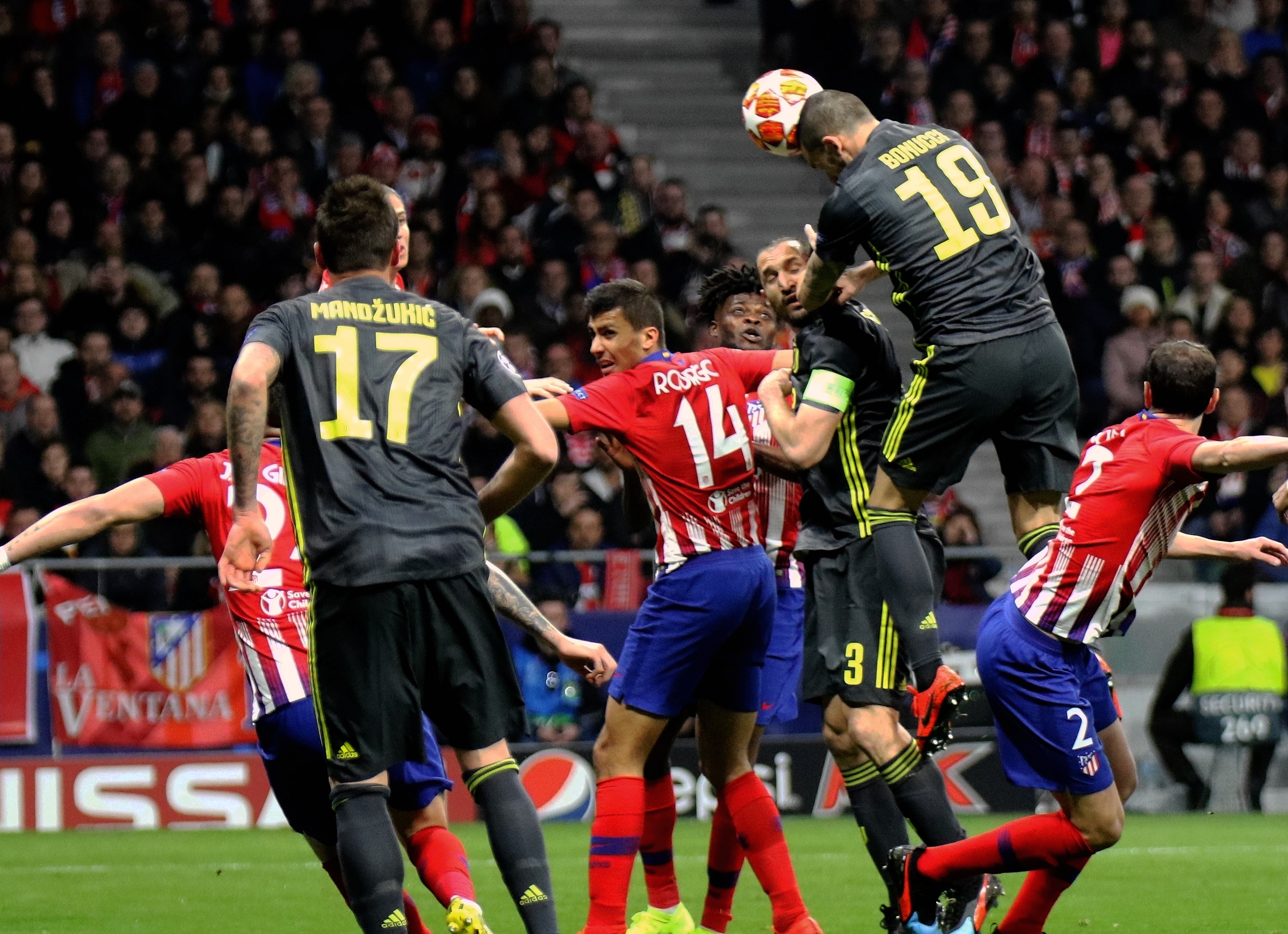 袋后一传直 袋后一传直